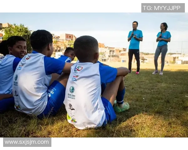 足球清流：探寻绿茵场上的纯粹与激情，重塑足球的美好初心与精神